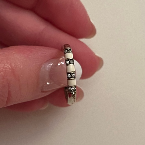 Pandora silver white stripes ring, size 5 - Picture 3 of 5